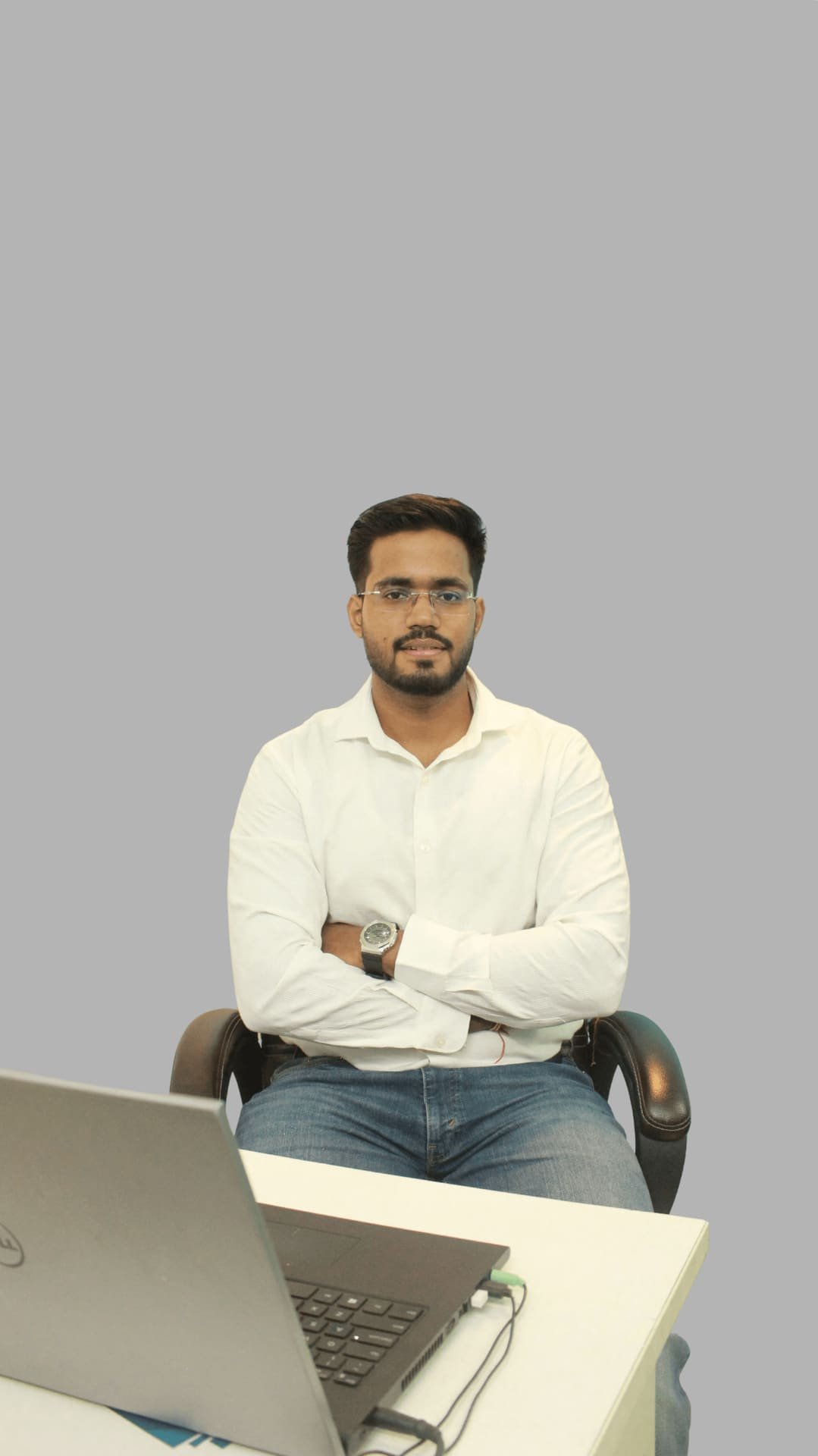 Dr. Rahul Bhandari, physiotherapist and founder of Symphysio Physiotherapy Clinic, Sarita Vihar